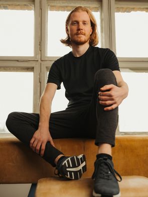 Zum Herunterladen mit der linken Maustaste auf das Bild klicken 2024 © Julius Borkowski